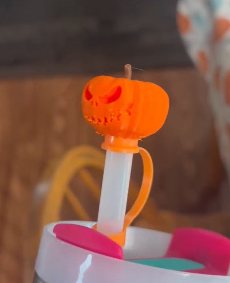 Jack-o’-lantern straw topper