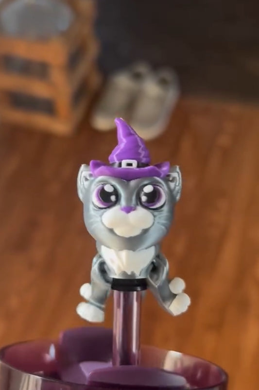 Gray witch cat straw topper