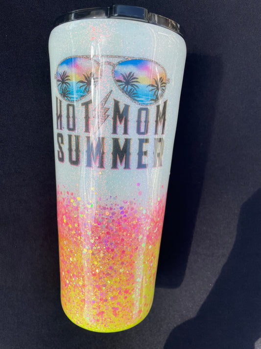 Hot Mom Summer 22oz (B2)