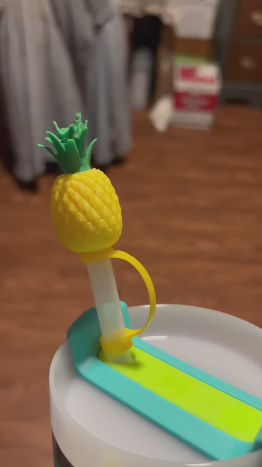 Pineapple straw topper