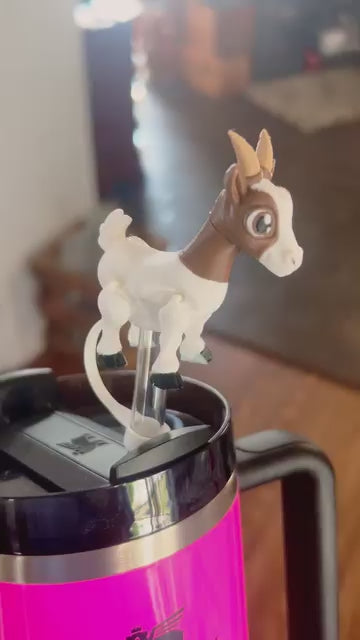 Goat straw topper